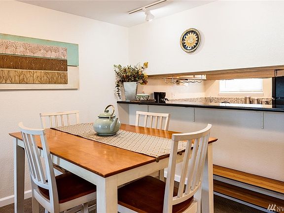 5th image of 15850 NE Leary Way #6-203