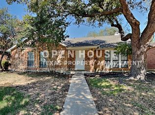 4243 Arbor Creek Dr, Carrollton, TX 75010