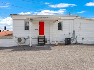 900 Mulberry St #1/2, Loudon, TN 37774