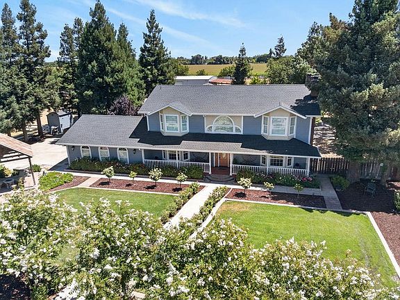 5th image of 310 Bern Rd