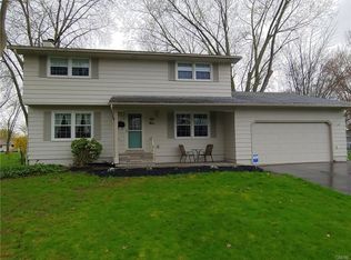 17 Lark Path, Liverpool, NY 13090