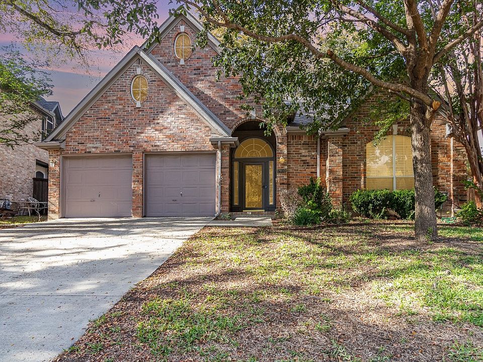 1st image of 2833 Oleander Dr