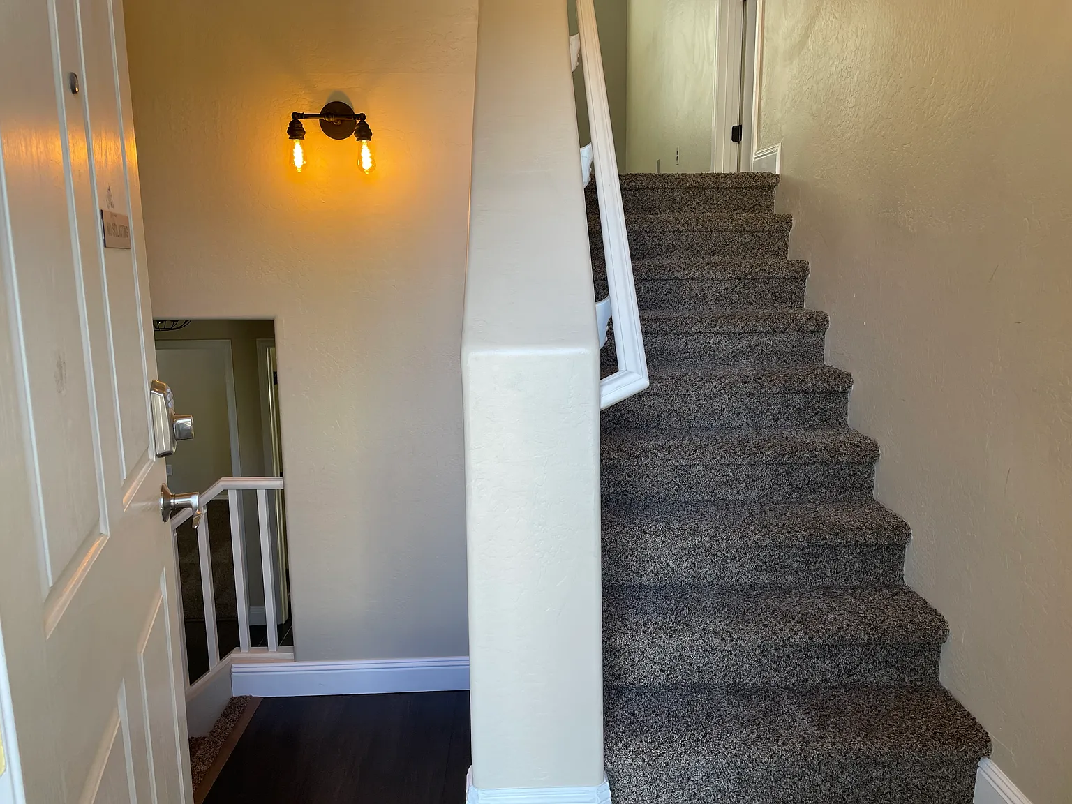 4 bed, 2.5 bath, 1656 sqft, $1,795 — Photo 4