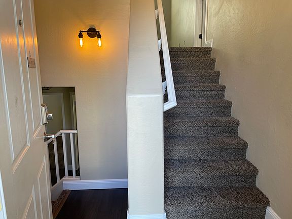 4th image of 5217 W Fulton St