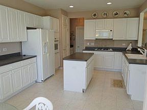 5th image of 13225 Honeysuckle Dr