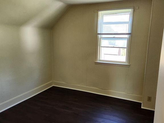 3rd image of 1948 Shelby St #1/2