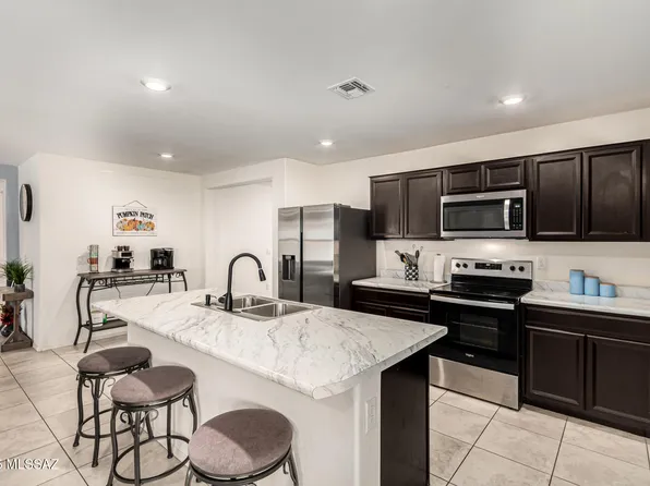 6284 S Nightjar Ln, Tucson, AZ 85757