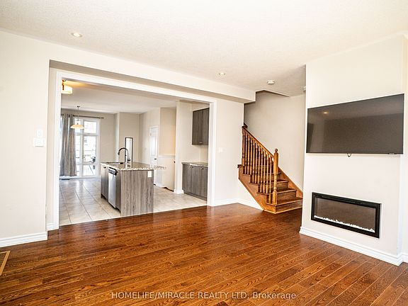 5th image of 52 Douet Ln