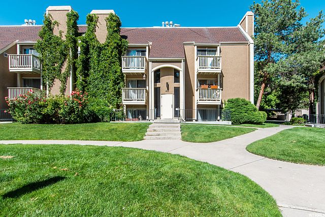 1st image of 400 E Creekside Cir