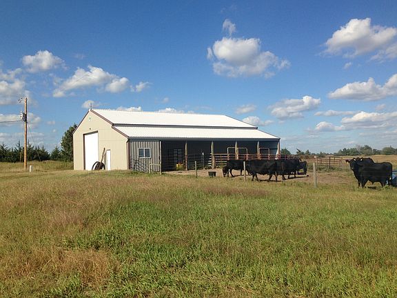 42 x 60 Cleary Building 