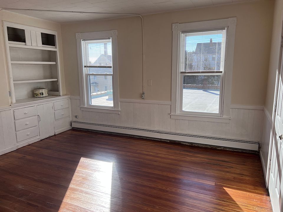 1st image of 367 State St APT 3