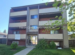 10609 102nd St #201, Grande Prairie, AB T8V 2W8