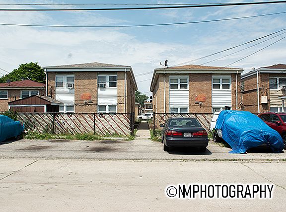 4th image of 5303 S 72nd Ct
