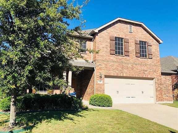 2nd image of 1909 Fairlake Dr