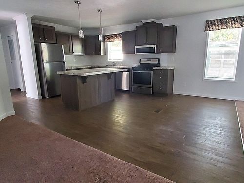 1st image of 13410 Winding Creek Dr