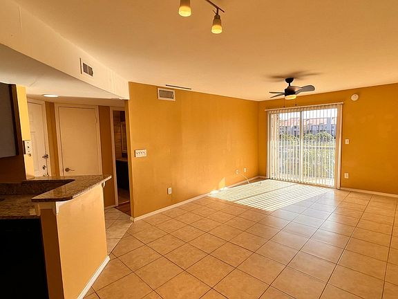 4th image of 1964 Atrium Cir #157