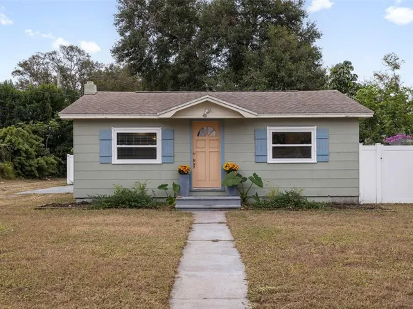4610 42nd Ave N, Saint Petersburg, FL 33714