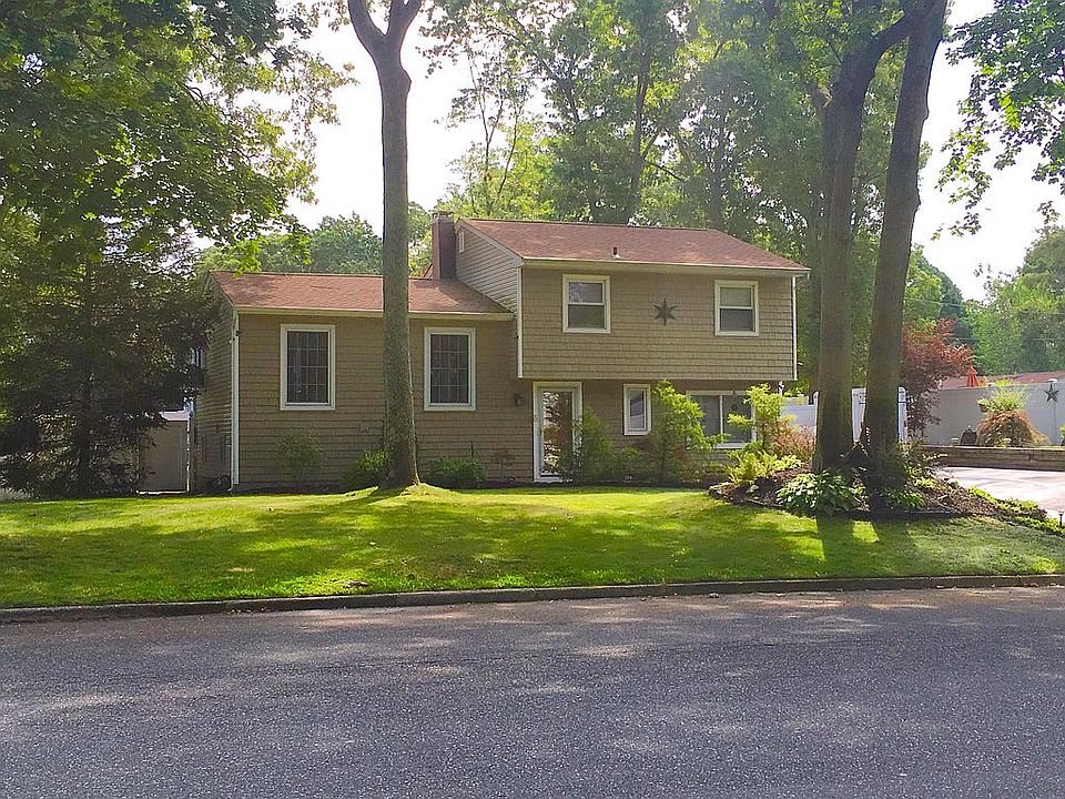 1st image of 61 Avenue D