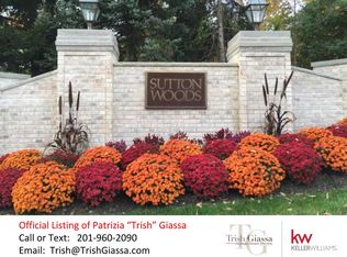 240 Riveredge Dr, Chatham, NJ 07928