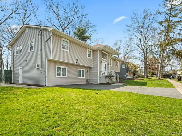 11 Wilsher Drive, Monsey, NY 10952