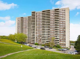 120 Torresdale Ave #911, Toronto, ON M2R 3N7
