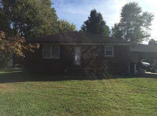 207 E Monroe Ave, Chandler, IN 47610