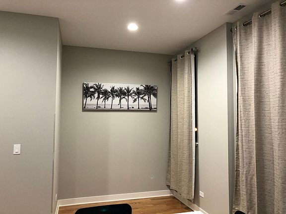 3rd image of 1017 S Claremont Ave Unit 3