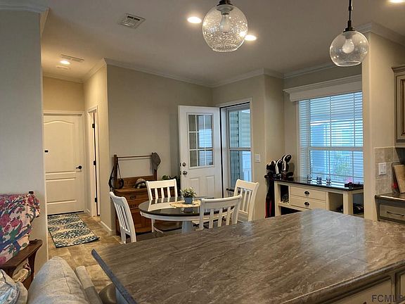 5th image of 46 Nautilus Dr