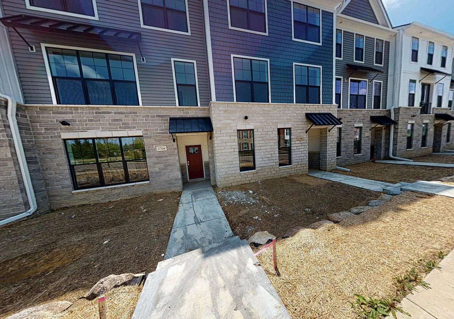 4 bed, 3.5 bath, 2186 sqft, $3,600 — Photo 1