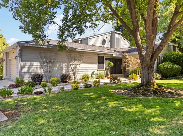 324 Saint Andrews Dr, Roseville, CA 95678