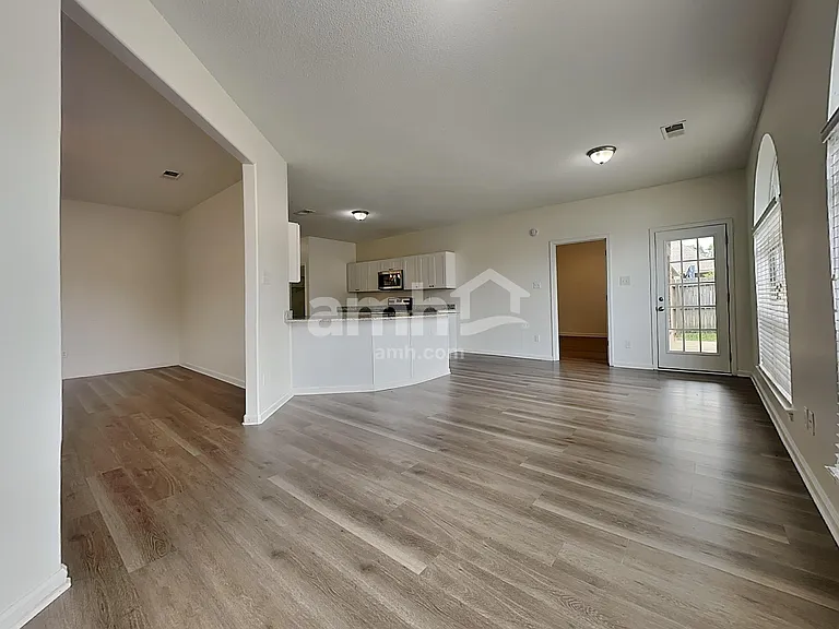 7138 Arcastle Loop W — Photo 5