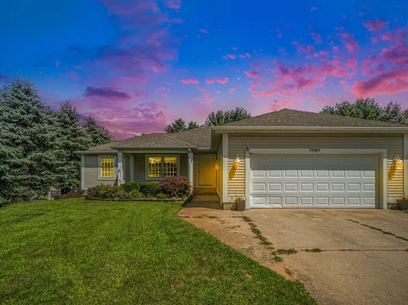 11157 Stanton St, West Olive, MI 49460