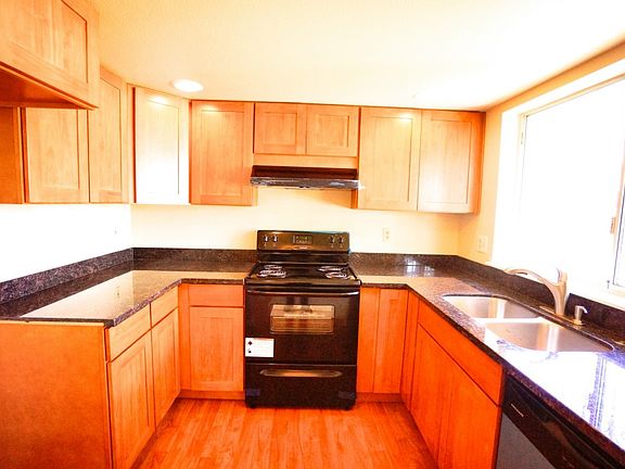 3rd image of 3508 S Holly St #A