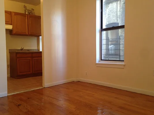 Rented by Bohemia Realty Group | media 25