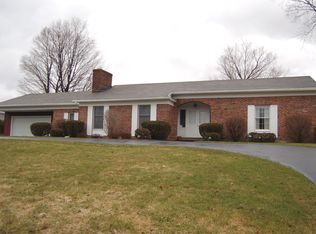 106 Litchfield Dr, Syracuse, NY 13224