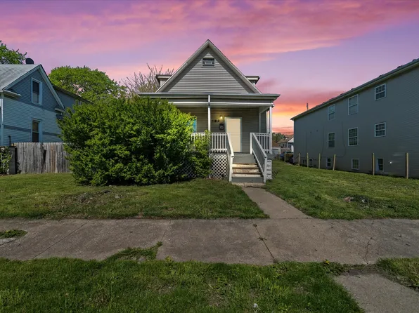 11812 S Watkins Ave, Chicago, IL 60643