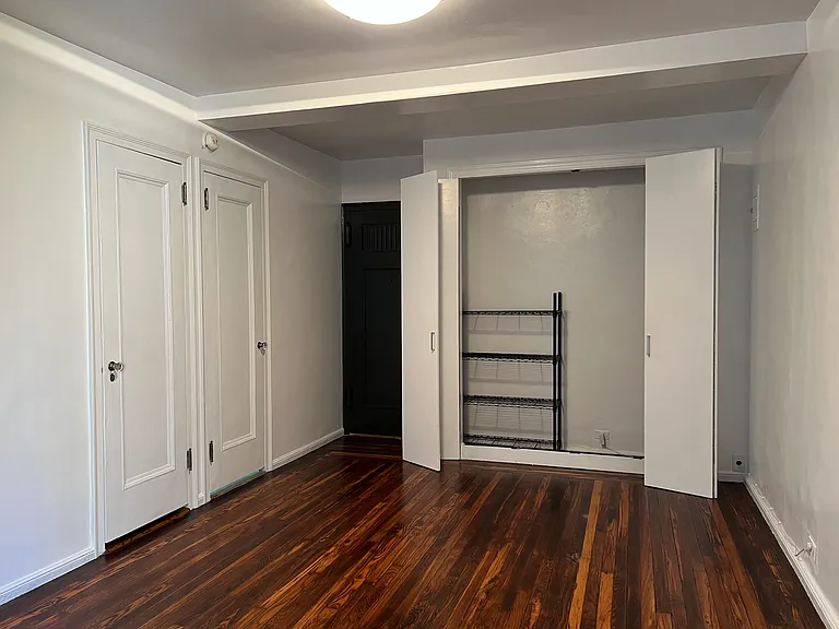 45 Tudor City Pl #509 — Photo 3