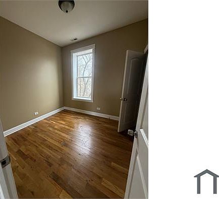 5th image of 1446 S Hamlin Ave #3R