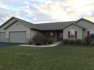 2231 Paniolo Rd, Kronenwetter, WI 54455