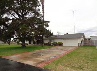 5855 Pioneer Rd, Hughson, CA 95326