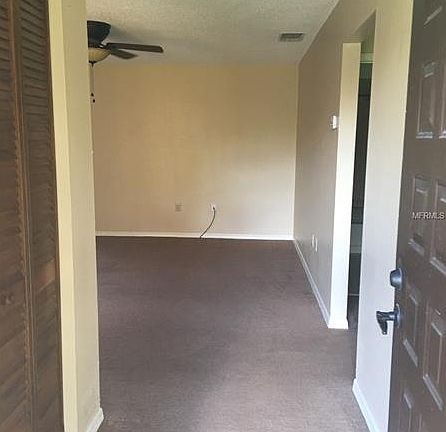 3rd image of 561 Hunter Cir