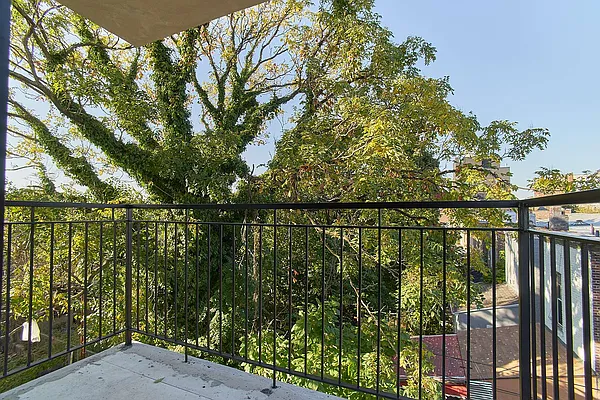 Rented by Keller Williams NYC | media 16