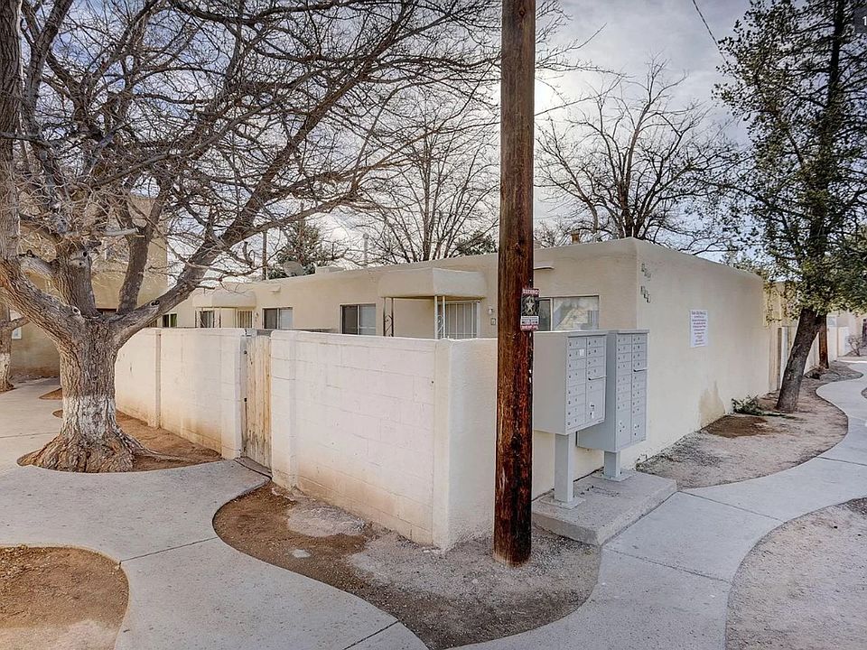 1st image of 528 Texas St NE #453