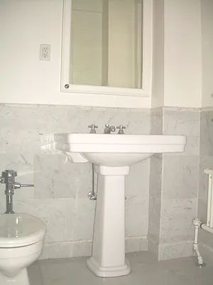 Rented by City Connections Realty | media 15