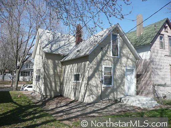 2nd image of 982 Minnehaha Ave E