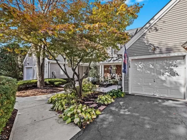 252 Laurel Ct, Readington Twp., NJ 08889