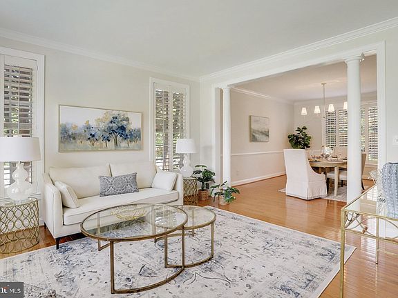 5th image of 2385 Watters Glen Ct