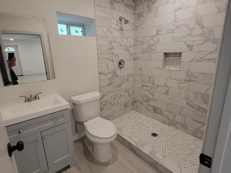 2417 Castroville Rd #1104 — Photo 9