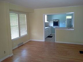 2nd image of 2945 Freeman Ave