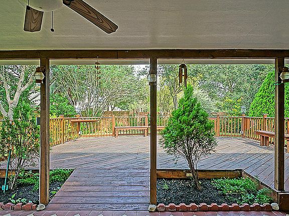 4th image of 5502 Medallion Pointe Ct